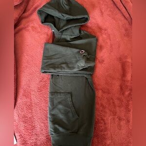 Forest green champion sweatshirt with hoodie